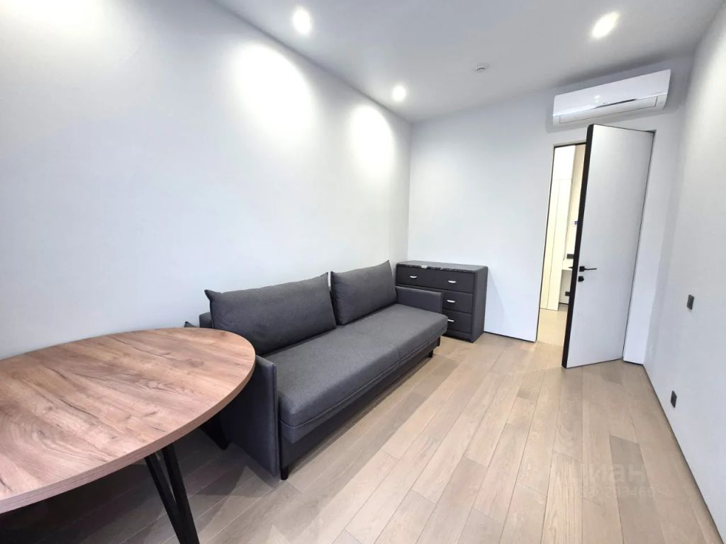m. Serp i Molot: Apartment, 2-rooms