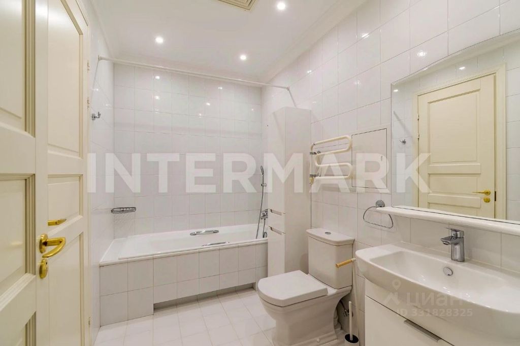 m. Arbatskaya: Apartment, 5-rooms