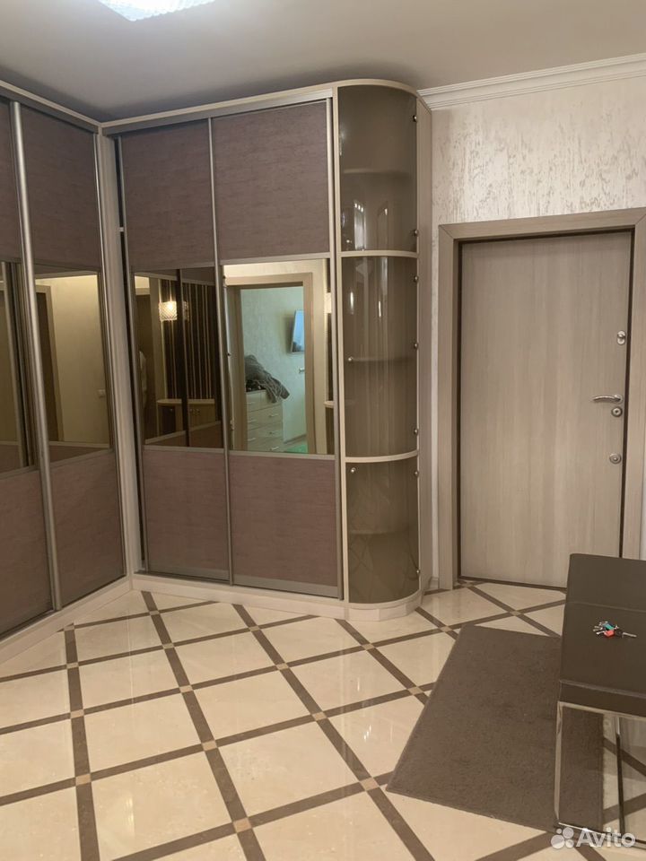 m. Yugo-Zapadnaya: Apartment, 2-rooms