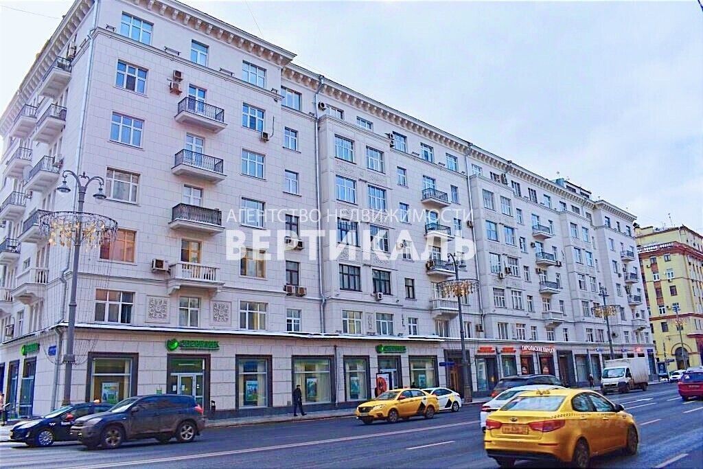 m. Mayakovskaya: Apartment, 2-rooms