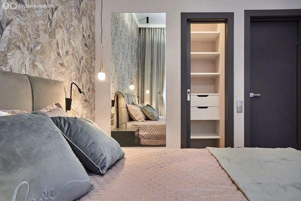 m. Minskaya: Apartment, 3-rooms