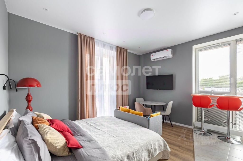 m. Kalitniki: Apartment, studio