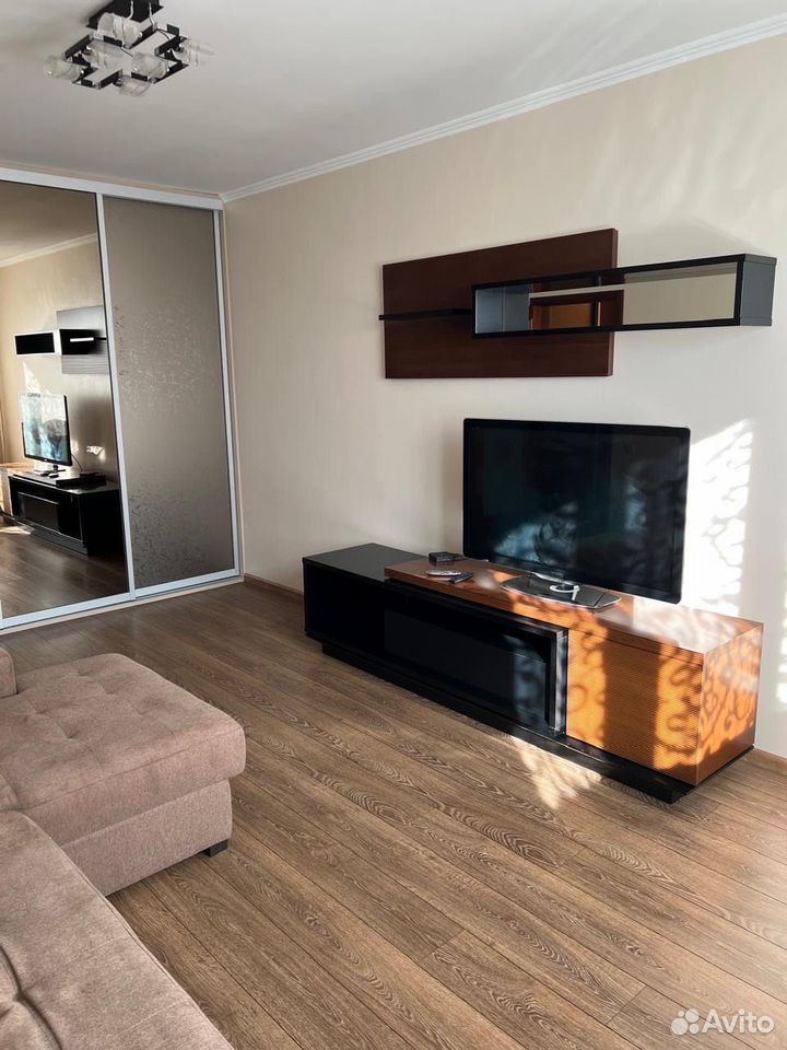 m. Levoberezhnaya: Apartment, 2-rooms