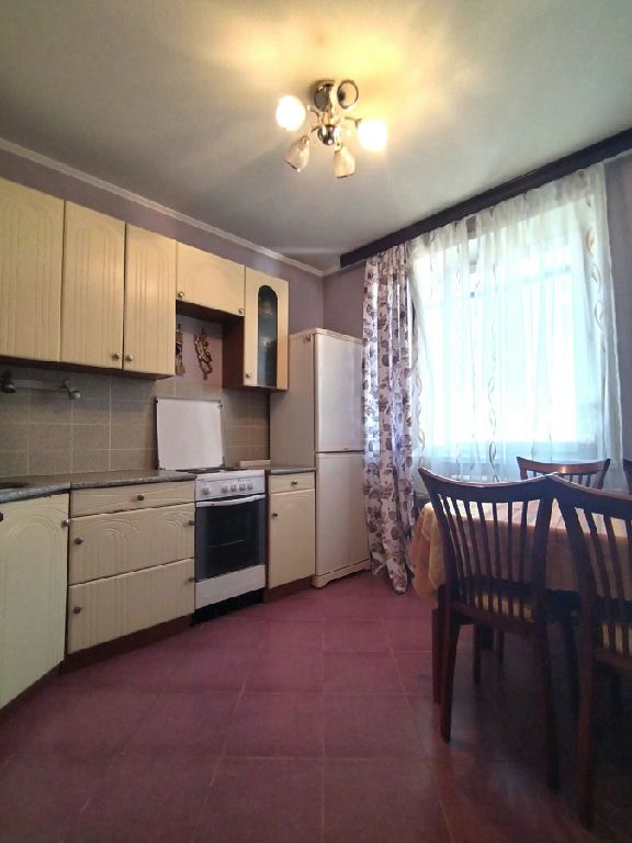 m. Novoperedelkino: Apartment, 2-rooms