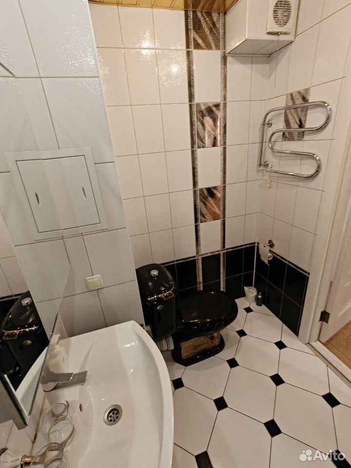 m. Krasnogorskaya: Apartment, 3-rooms