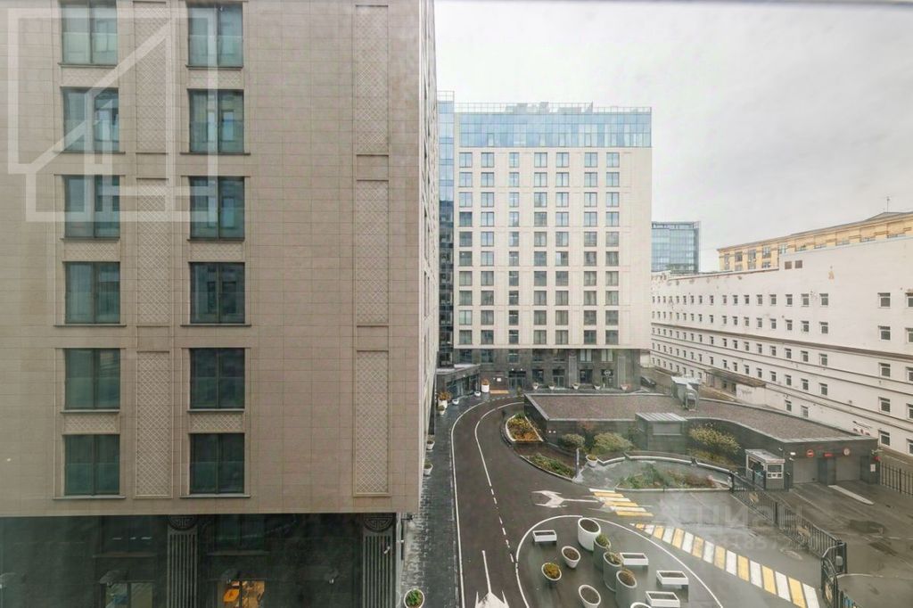 m. Mayakovskaya: Apartment, 3-rooms