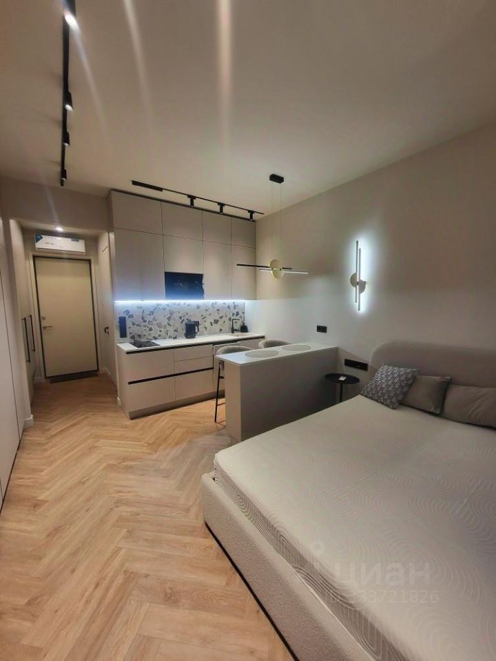 m. Tulskaya: Apartment, studio
