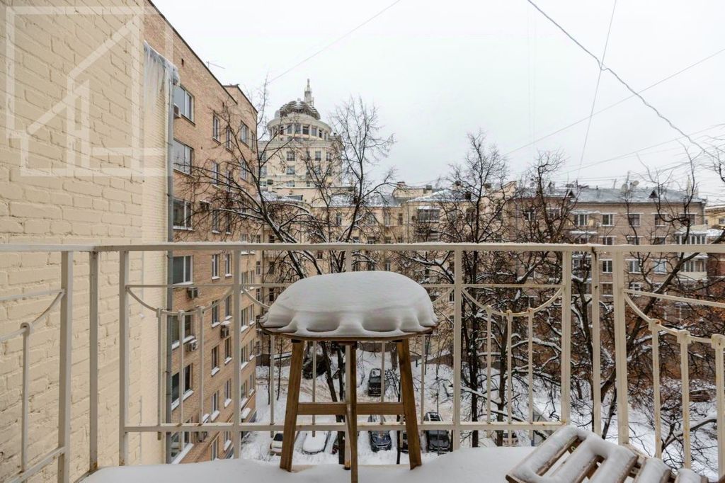 m. Mayakovskaya: Apartment, 3-rooms