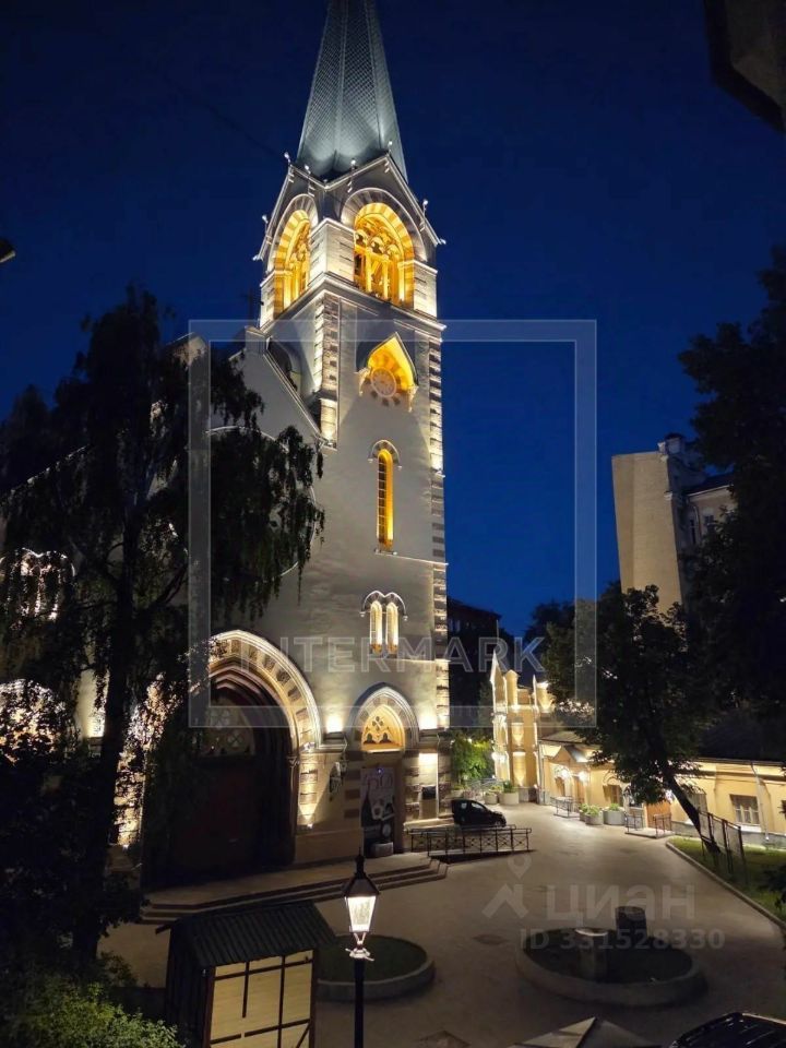 m. Kitay-gorod: Apartment, 4-rooms