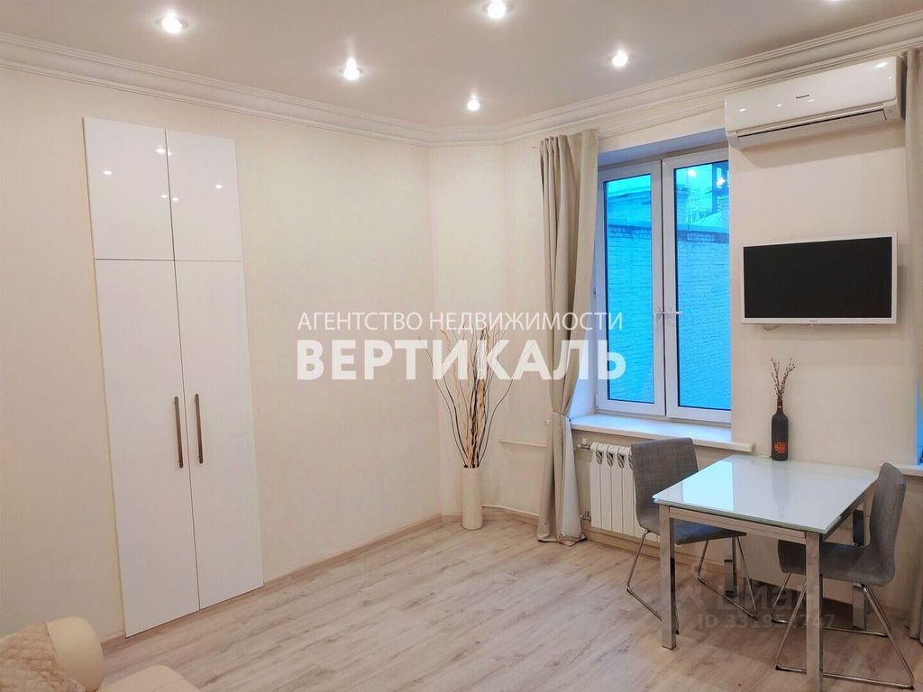 m. Mayakovskaya: Apartment, 2-rooms