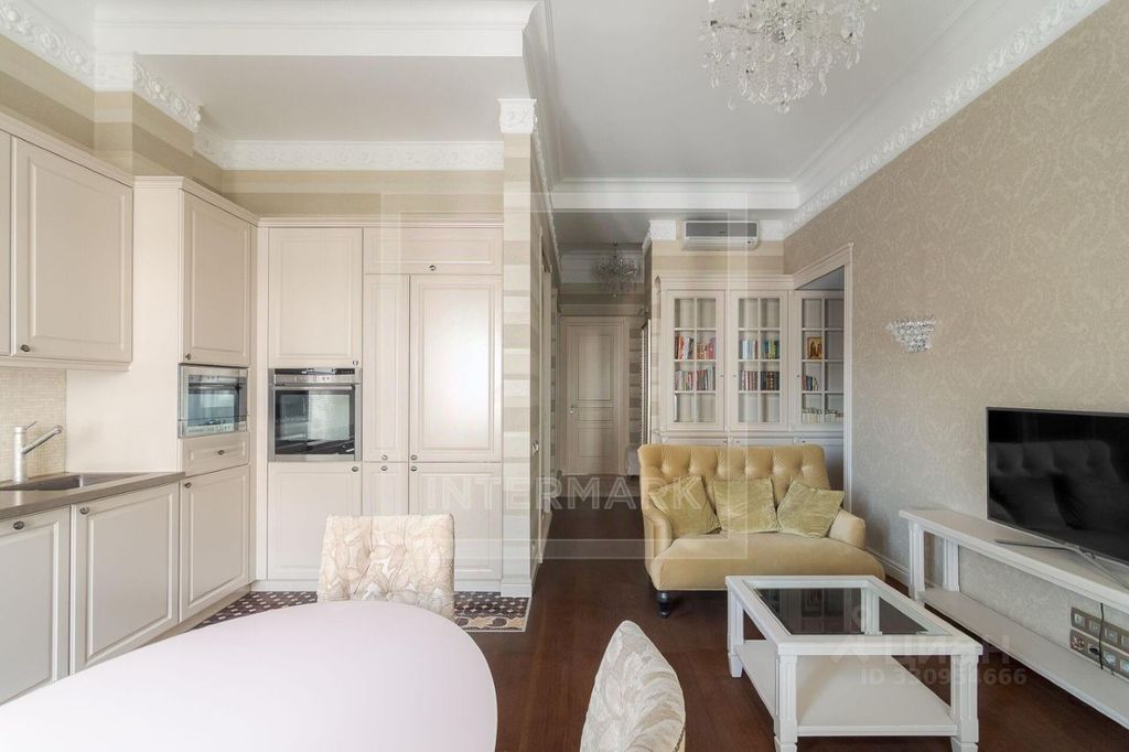 m. Kitay-gorod: Apartment, 3-rooms