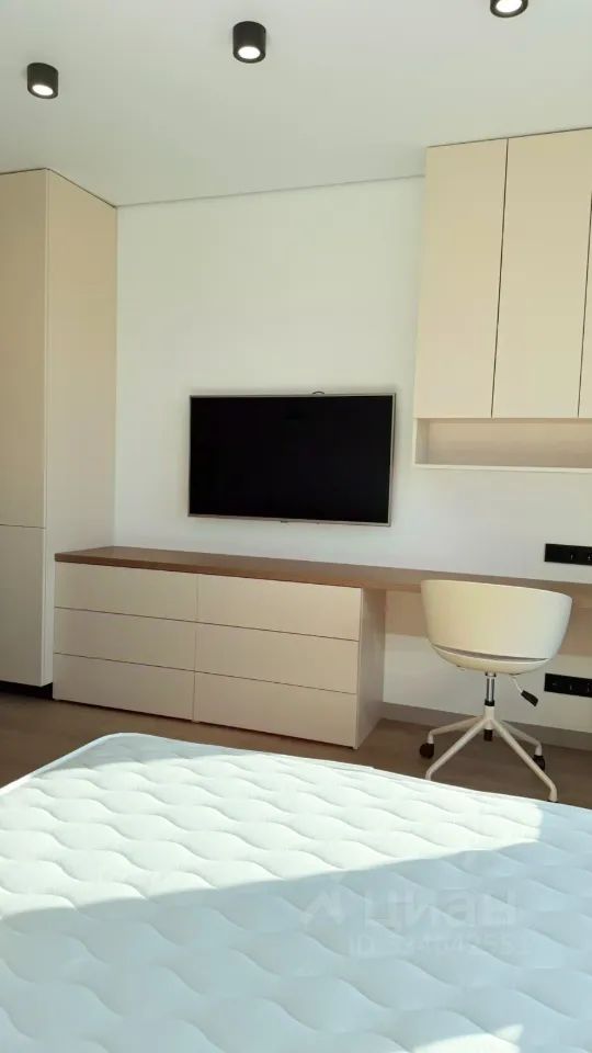 m. Vodny stadion: Apartment, studio