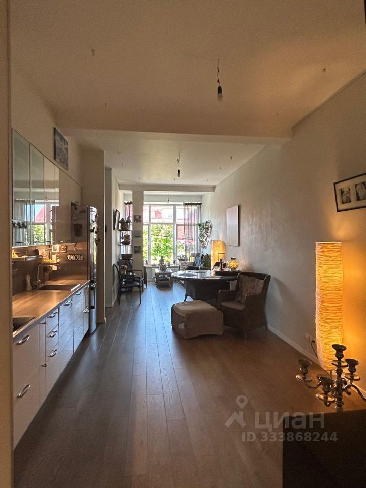 m. Pyatnitskoe shosse: Apartment, 3-rooms