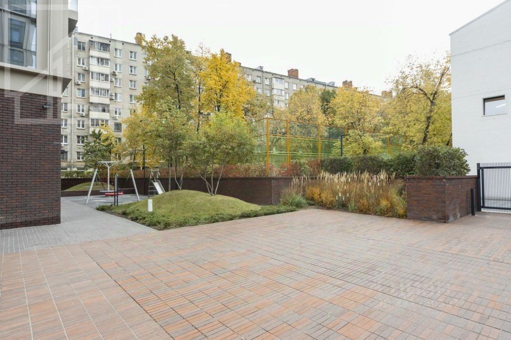 m. Ulitsa 1905 goda: Apartment, 4-rooms