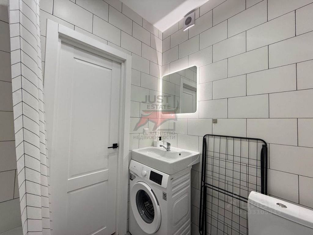 m. Pavshino: Apartment, studio
