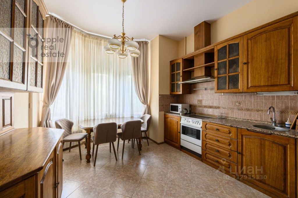 m. Kievskaya: Apartment, 2-rooms