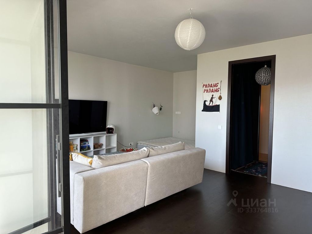 m. Novye Cheremushki: Apartment, studio