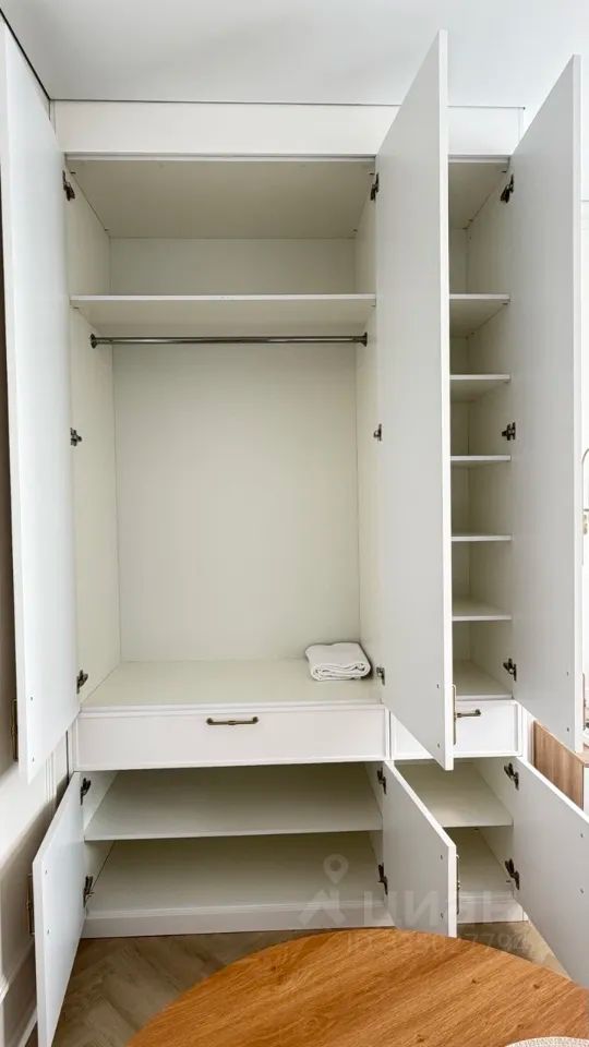 m. Moskva Tovarnaya: Apartment, studio