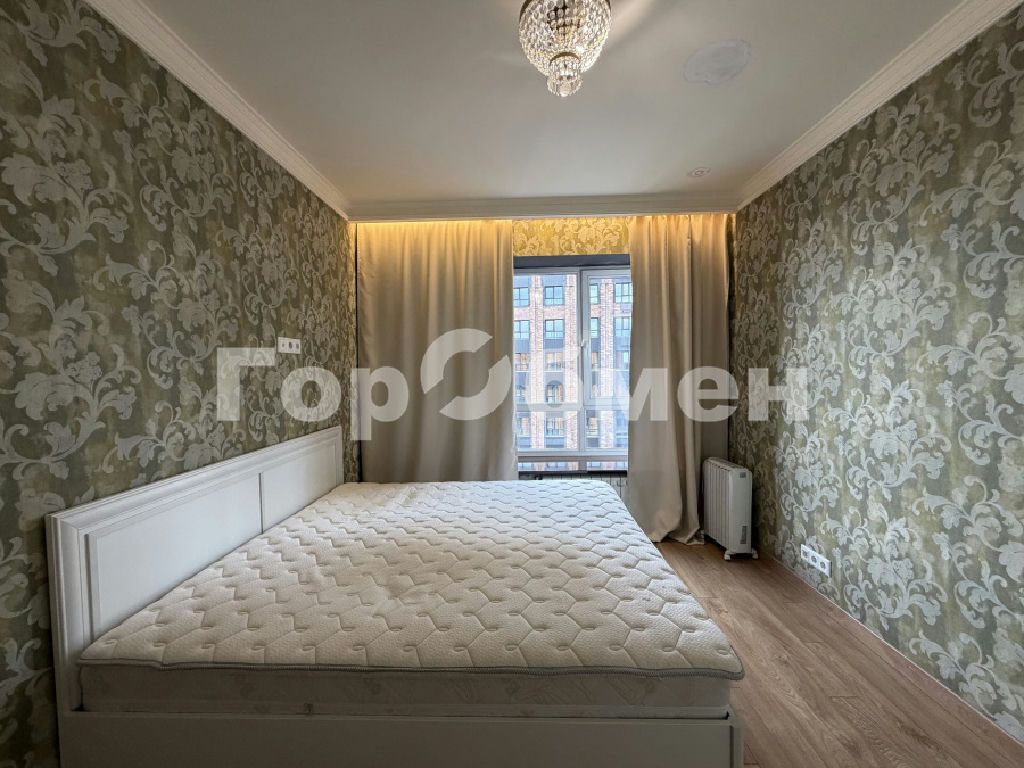 m. Annino: Apartment, 3-rooms