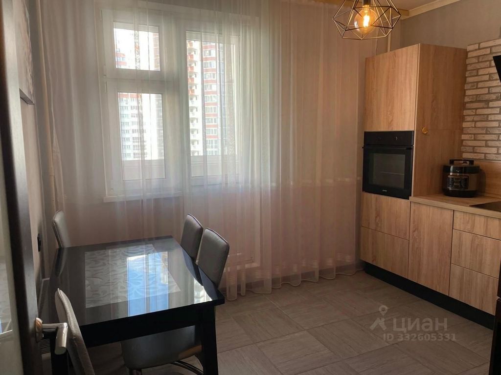m. Levoberezhnaya: Apartment, 2-rooms