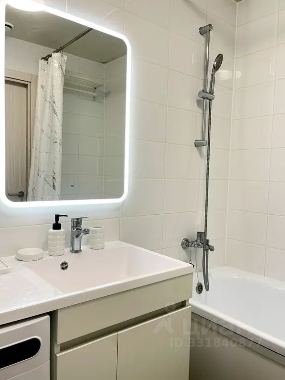m. Aminyevskaya: Apartment, 1-rooms