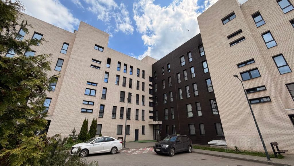 m. Pyatnitskoe shosse: Apartment, 3-rooms
