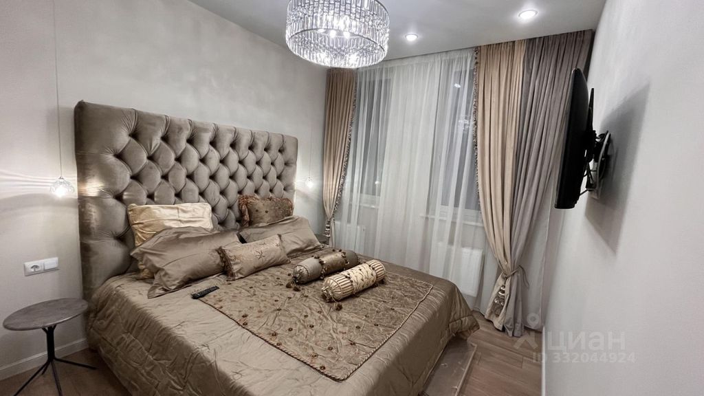 m. Pyatnitskoe shosse: Apartment, 2-rooms