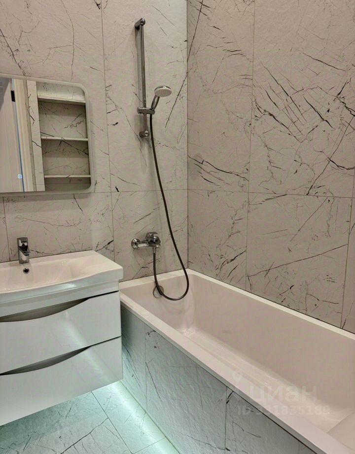 m. Minskaya: Apartment, 2-rooms