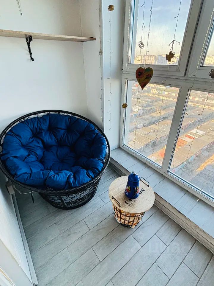 m. Lukhmanovskaya: Apartment, 2-rooms