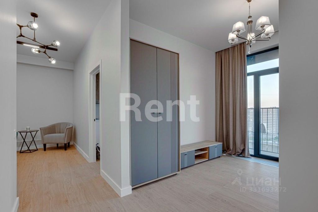 m. Verkhnie Kotly: Apartment, 2-rooms
