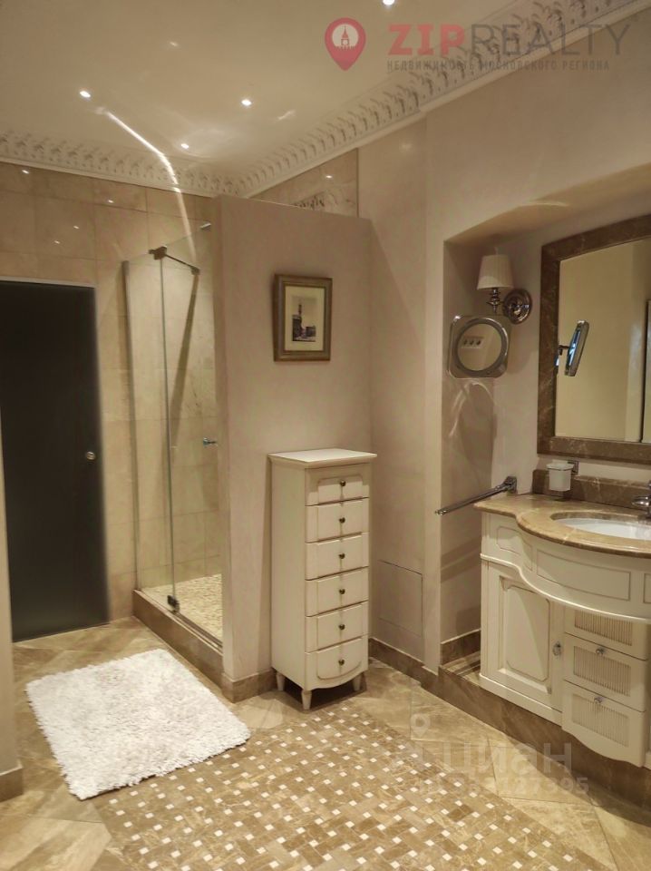 m. Smolenskaya: Apartment, 3-rooms