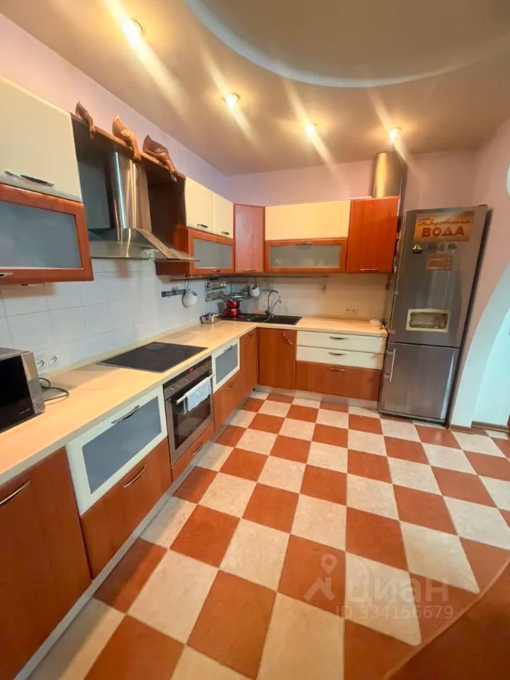 m. Odintsovo: Apartment, 4-rooms