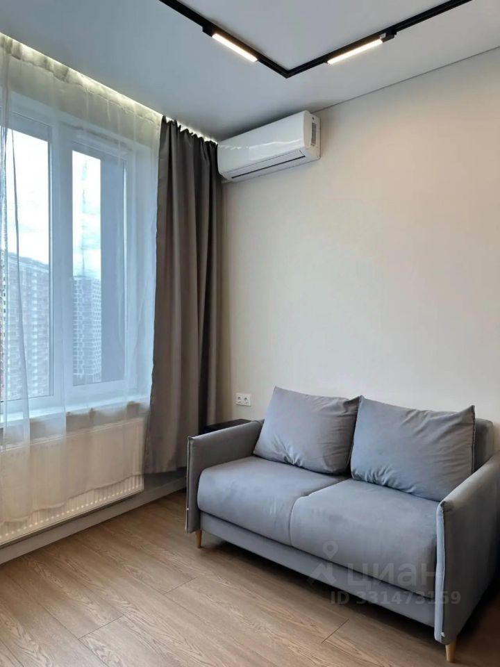 m. Nagornaya: Apartment, studio