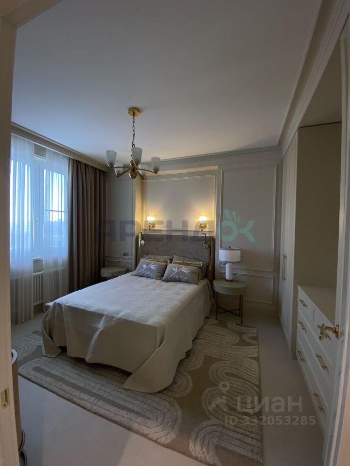 m. Michurinsky prospekt: Apartment, 3-rooms