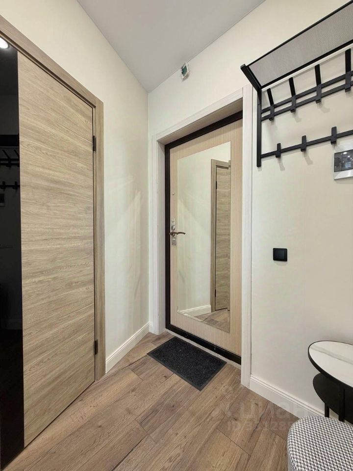 m. Narodnoe Opolchenie: Apartment, studio