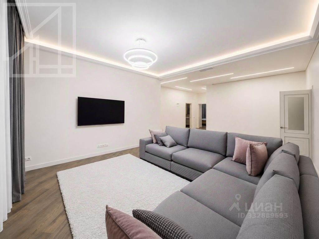 m. Novokuznetskaya: Apartment, 4-rooms