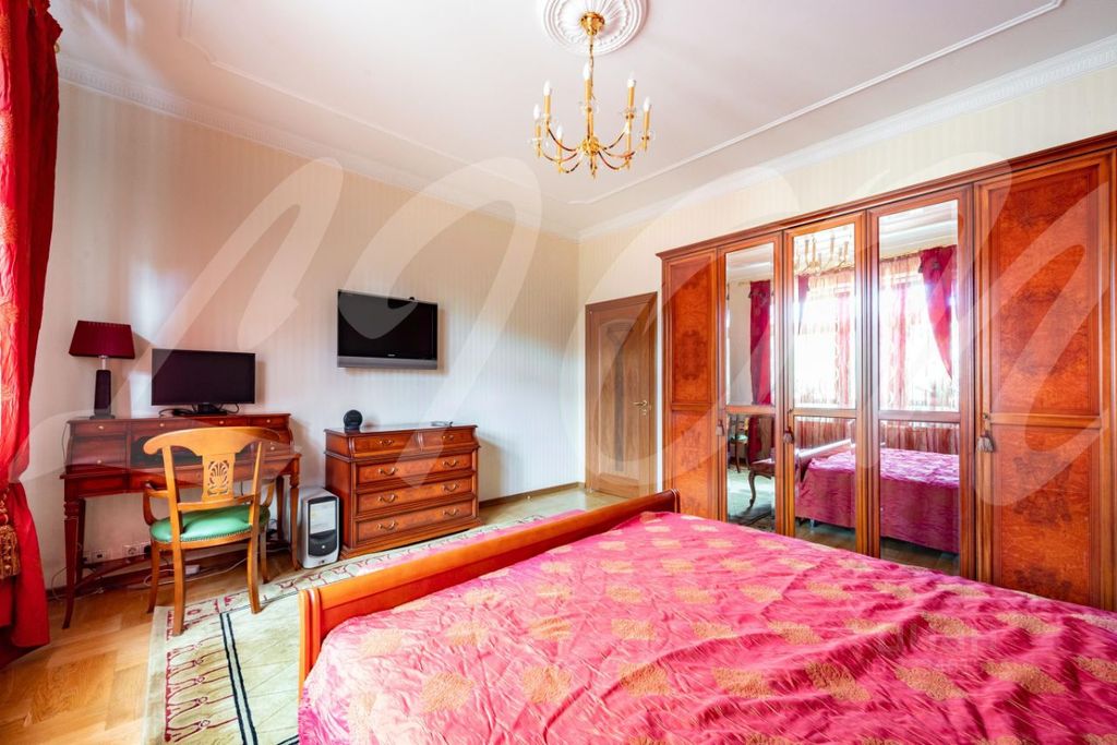m. Akademicheskaya: Apartment, 3-rooms
