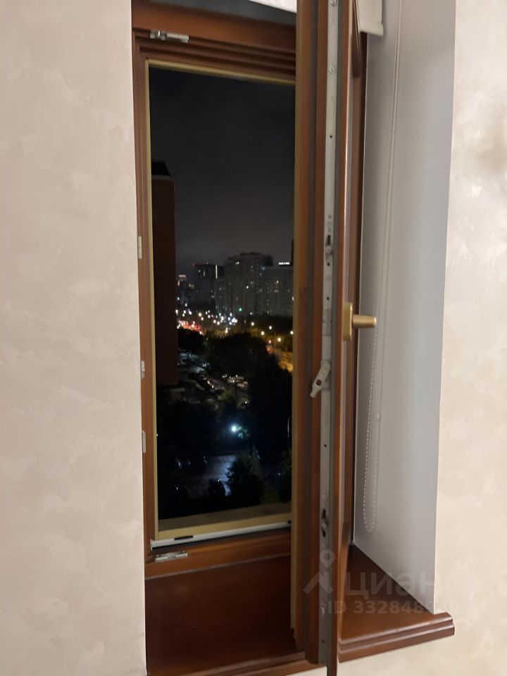 m. Yugo-Zapadnaya: Apartment, 2-rooms