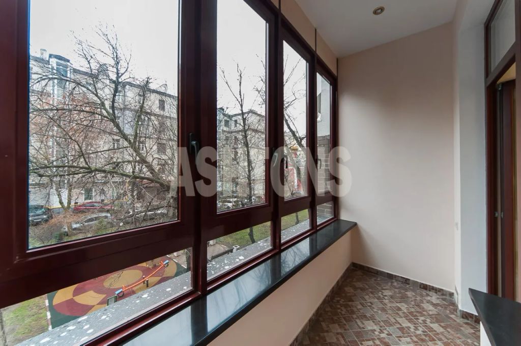 m. Arbatskaya: Apartment, 4-rooms