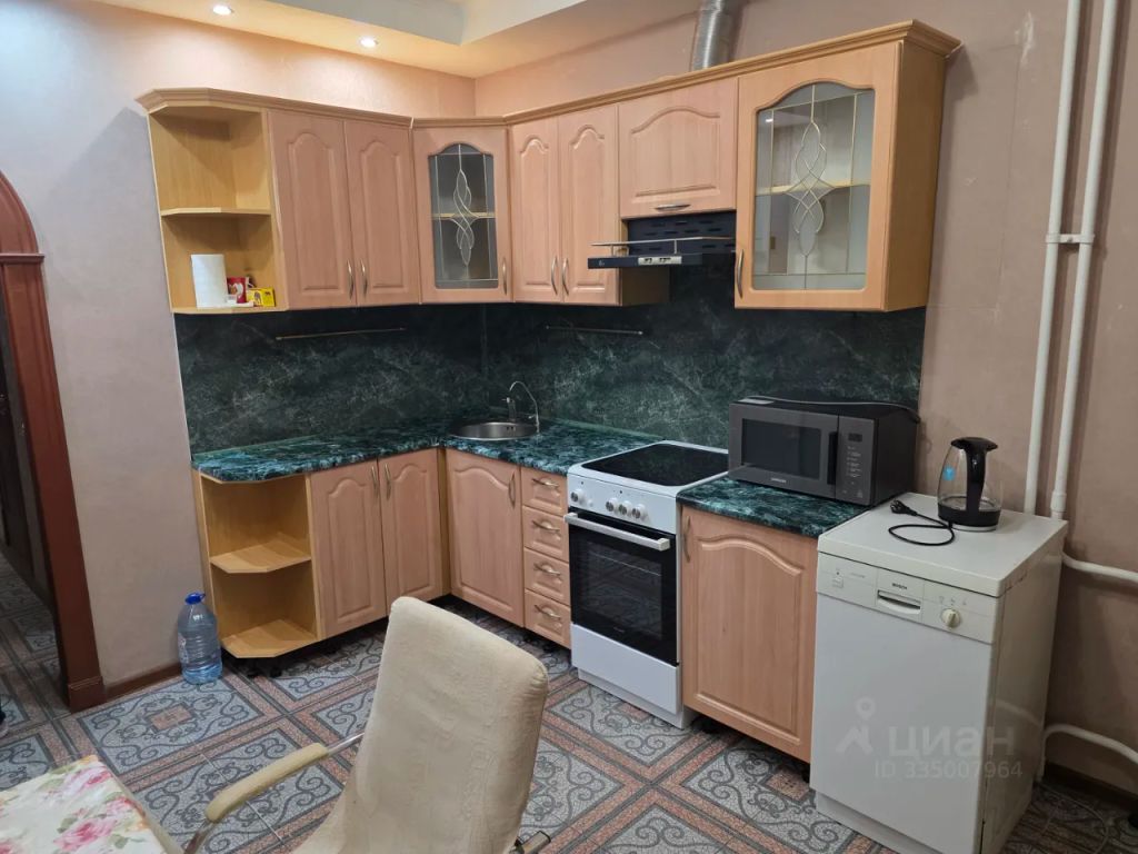 m. Schelkovskaya: Apartment, 3-rooms