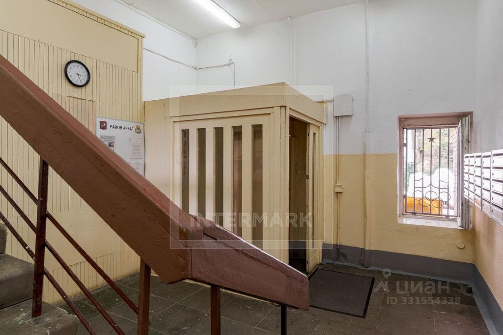 m. Smolenskaya: Apartment, 2-rooms