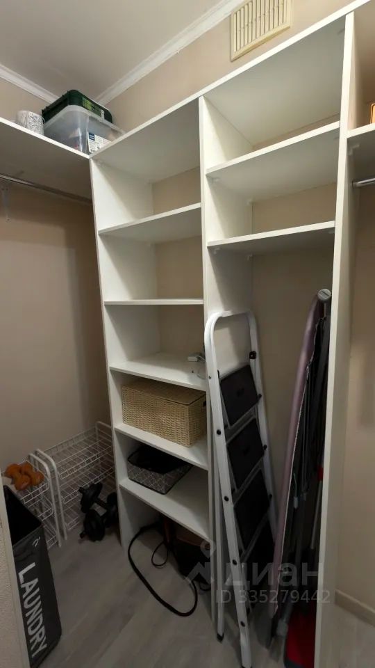 m. Липовая Роща: Apartment, 2-rooms