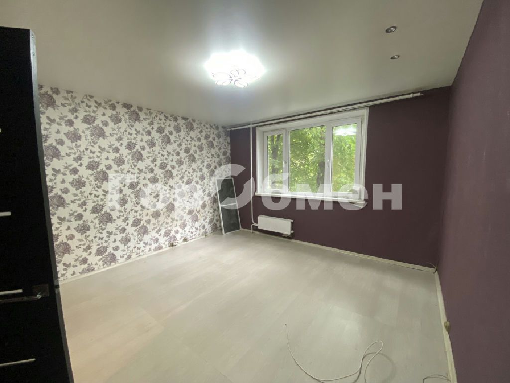 m. Alma-Atinskaya: Apartment, 2-rooms