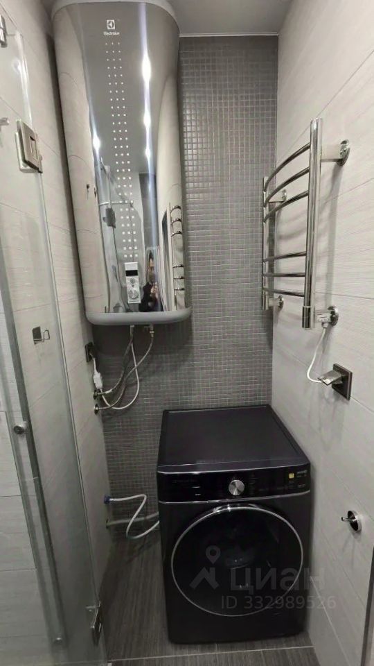 m. Pyatnitskoe shosse: Apartment, 3-rooms