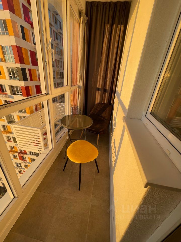 m. Strogino: Apartment, studio