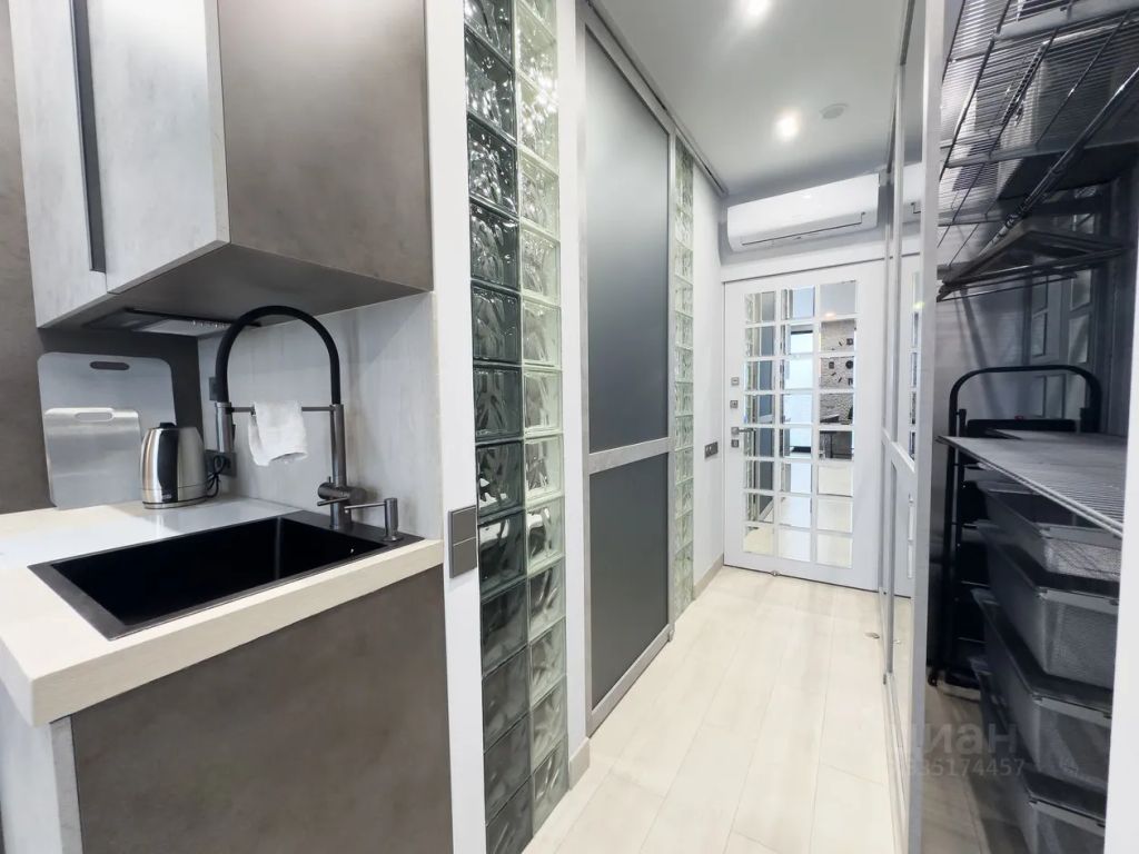m. Novodachnaya: Apartment, studio