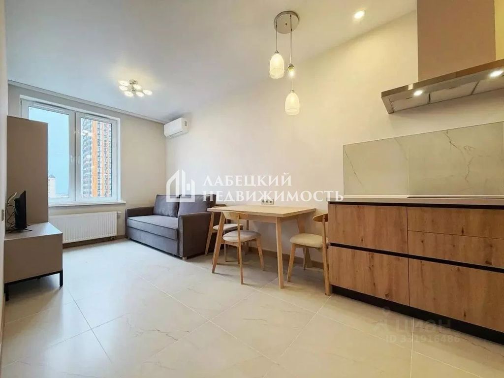 m. Pavshino: Apartment, 1-rooms