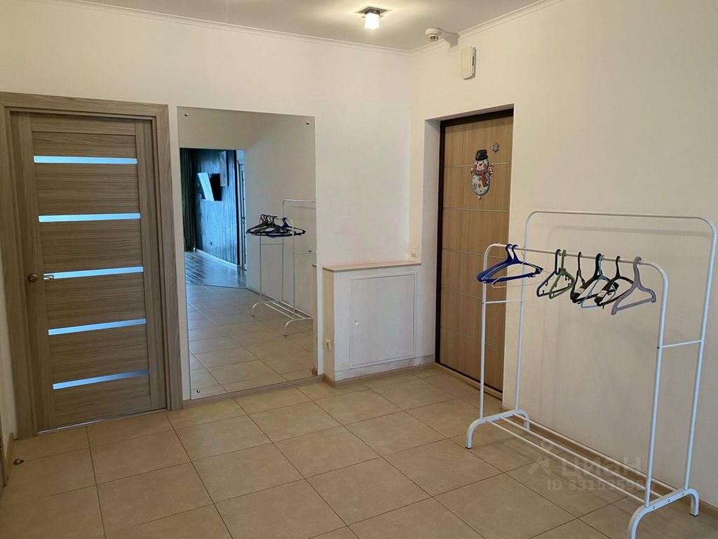 m. Saltykovskaya: Apartment, 3-rooms