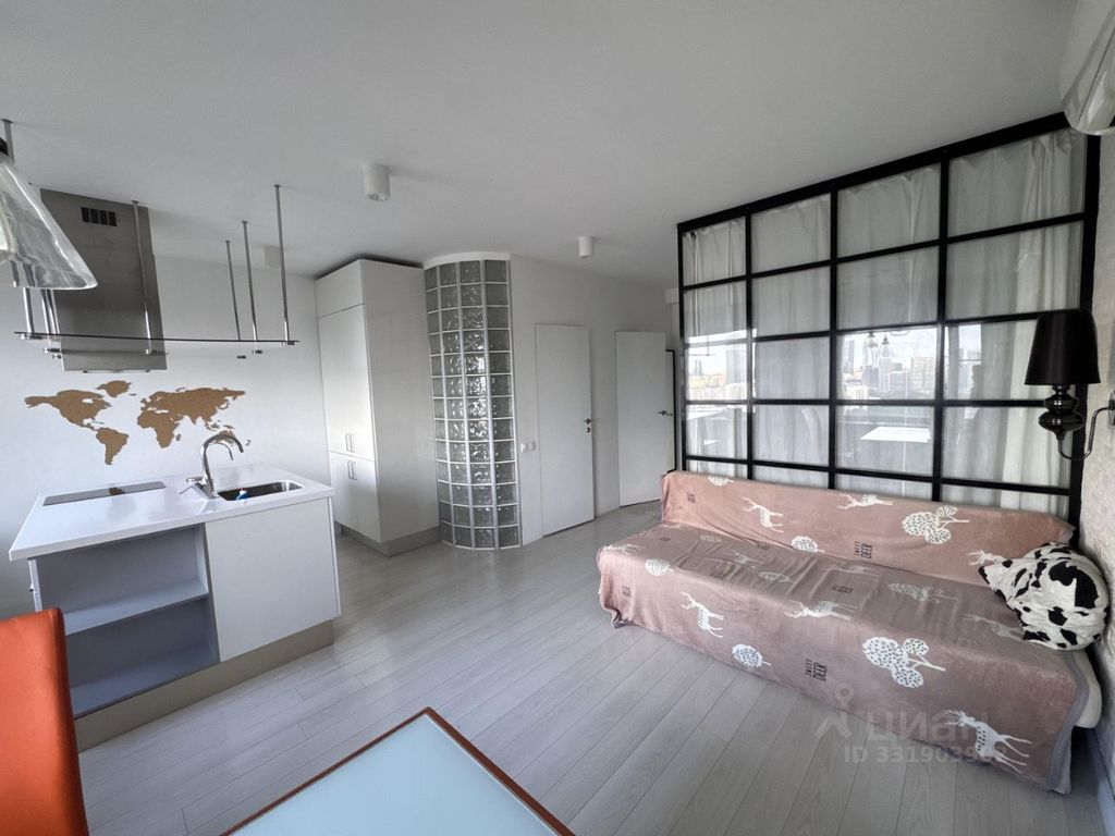 m. Narodnoe Opolchenie: Apartment, 2-rooms