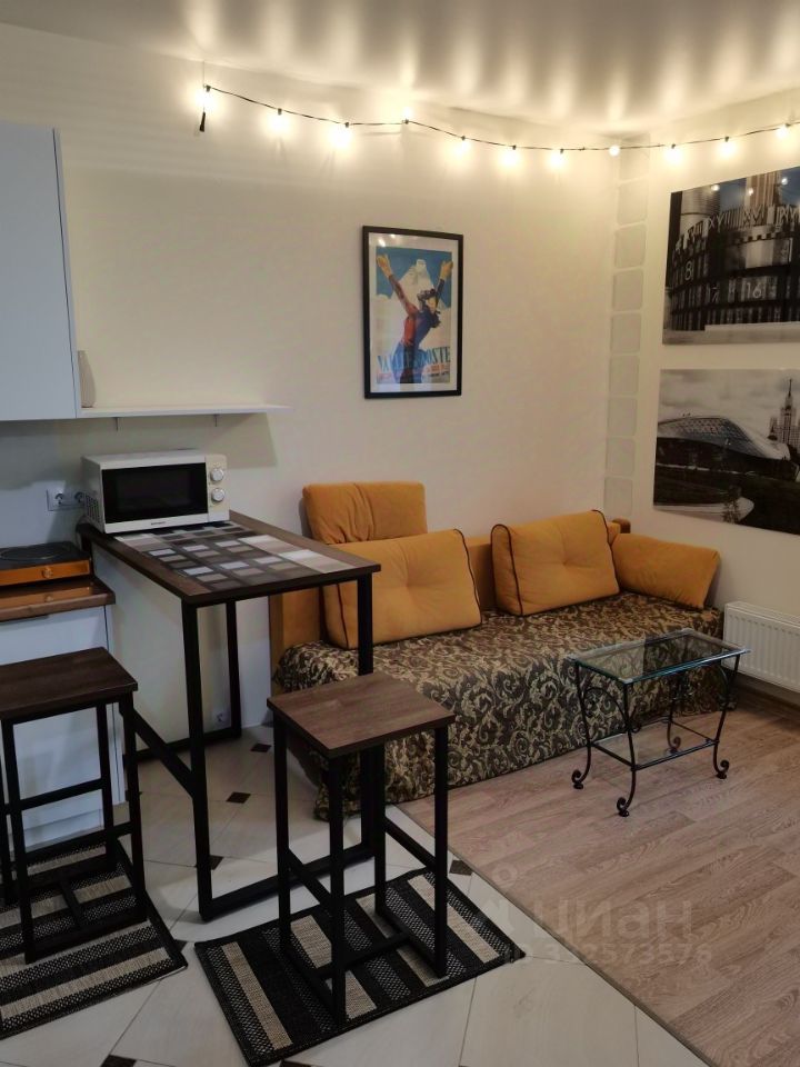 m. Pyatnitskoe shosse: Apartment, 1-rooms